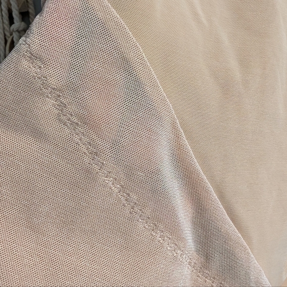 Honeylove  SuperPower High Compression Breathable Sculpt Shorts Size L Sand - Picture 5 of 5